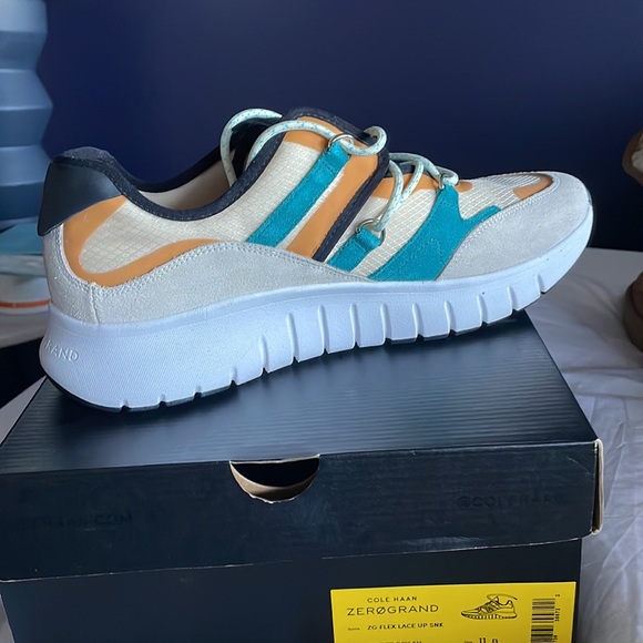 NIB Cole Haan Zerogrand Flex shoes! Size 11 - Picture 2 of 3